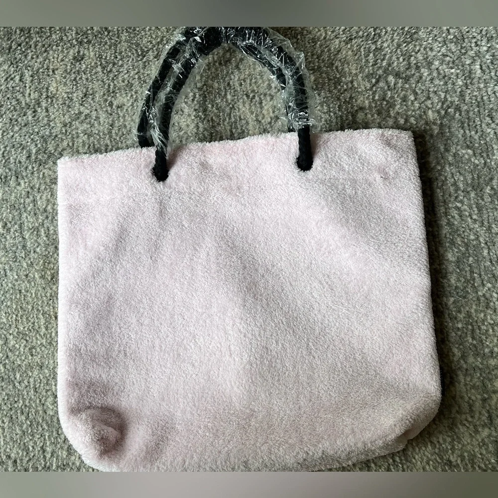 Mary Kay Pink Soft Plush Tote Bag and Eye Mask - Picture 5 of 11